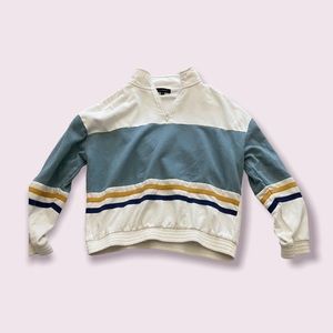 L.A. hearts crew neck! Lightly used but in great shape 💗